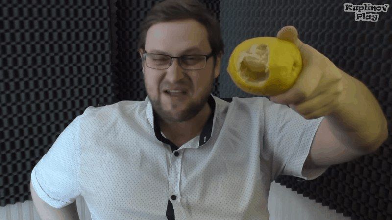 канал Kuplinov Play собрал 2 миллиона подписчиков и отметил это съев на камеру два лимона