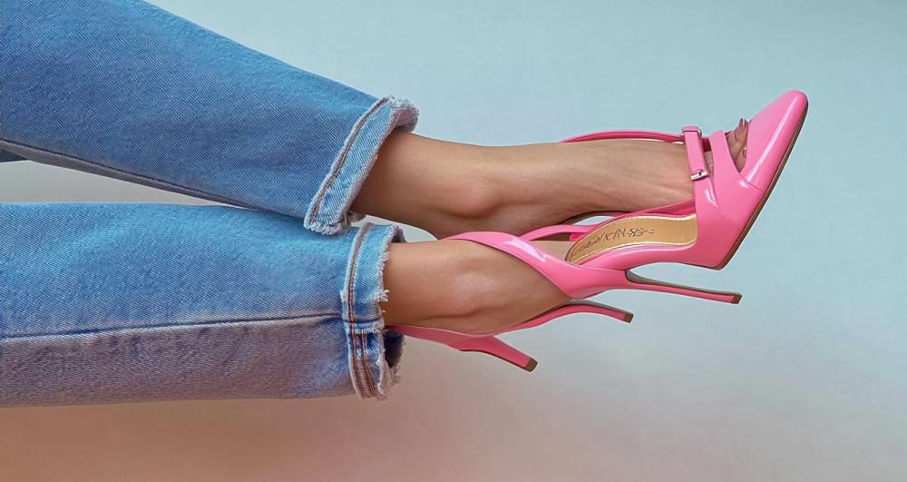 Тропикана-женщина и немножко ящерица