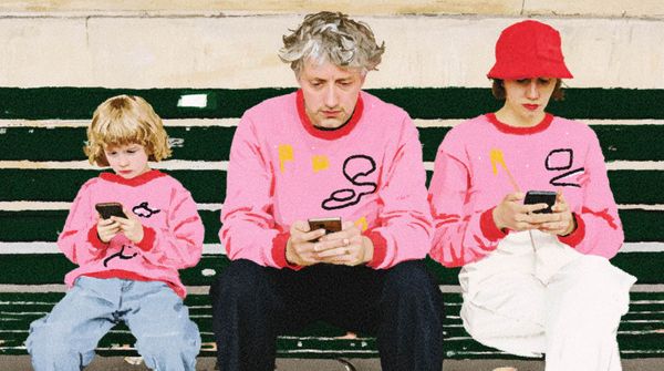 Как разные поколения ведут себя в соцсетях: привычки, контент и влияние на психику